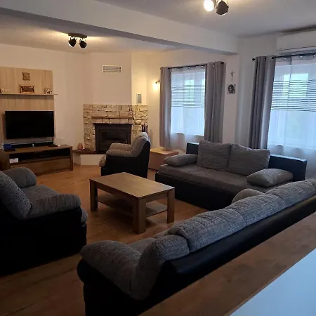 House Luma 빌라 *